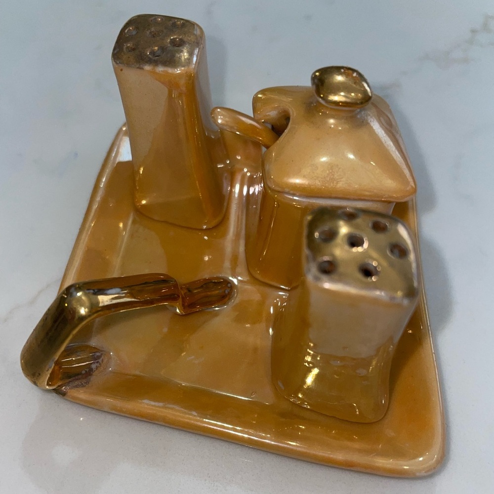 Rare vintage condiment set. Hand painted ceramic made in Japan.